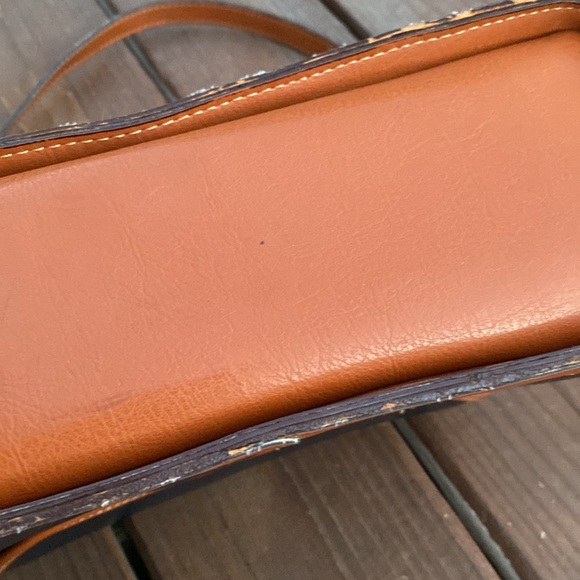 Vintage Navy Dooney and Burke Purse - Picture 5 of 9